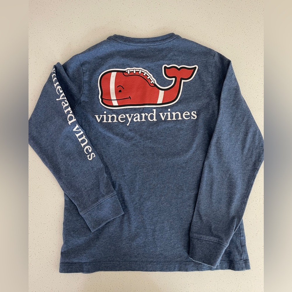 Vineyard Vines Boys' Football Whale Long-Sleeve Pocket Tee Small